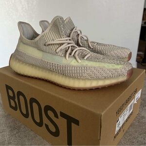 YEEZY 350 V2 “CITRIN”